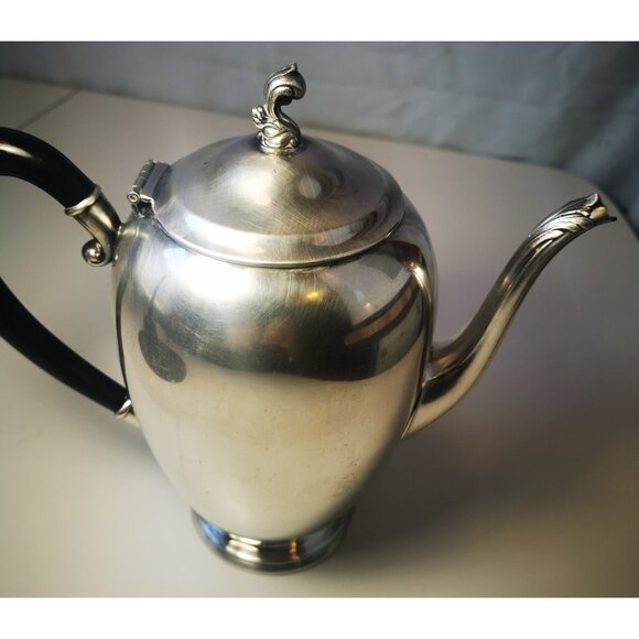 Coffee/Tea Pot Vintage Wm. A. Rogers Silver Plated Made in Canada SP Brass - Picture 9 of 9
